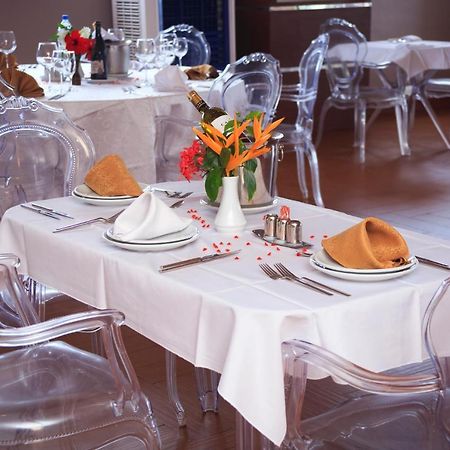 לומה El Doria Hotel מראה חיצוני תמונה