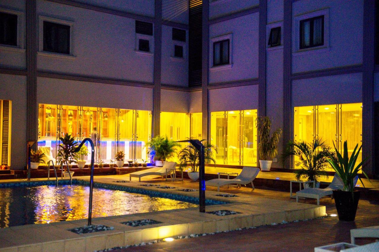 לומה El Doria Hotel מראה חיצוני תמונה