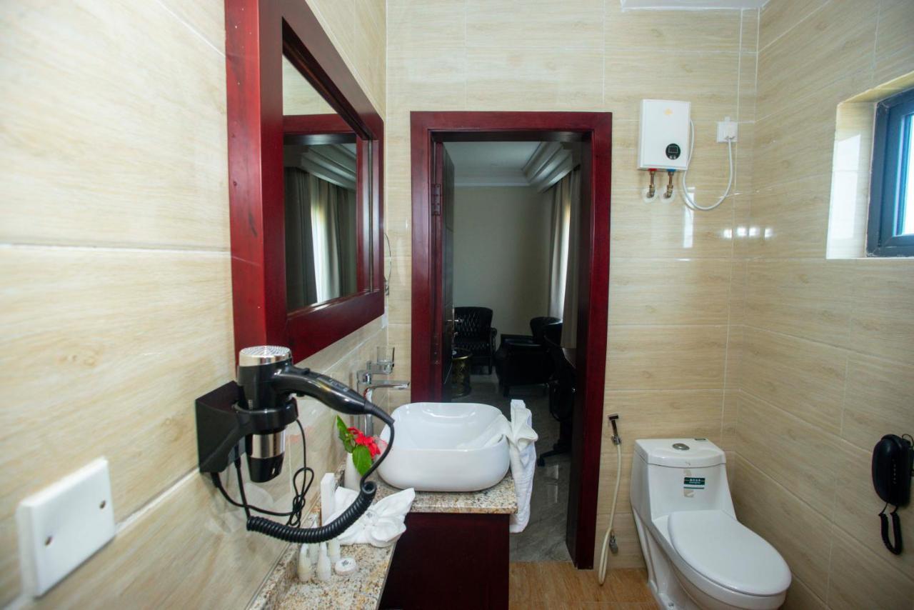 לומה El Doria Hotel מראה חיצוני תמונה