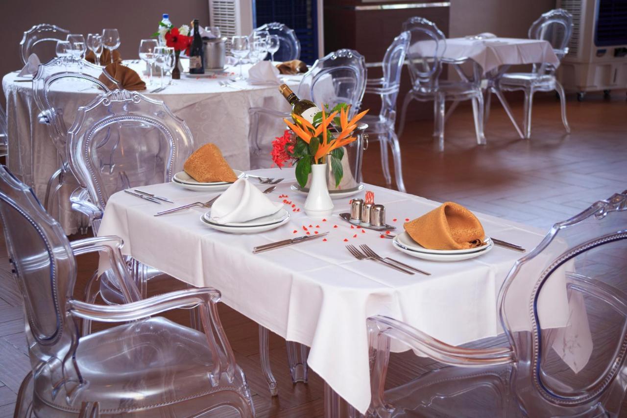 לומה El Doria Hotel מראה חיצוני תמונה